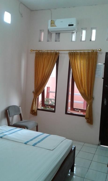Canary Guesthouse Джок'якарта Екстер'єр фото